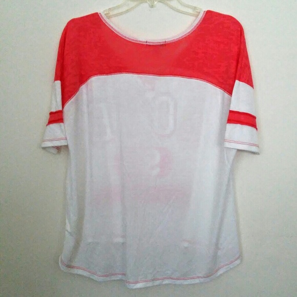 dELia*s Cropped Baseball Tee Large - Picture 4 of 5